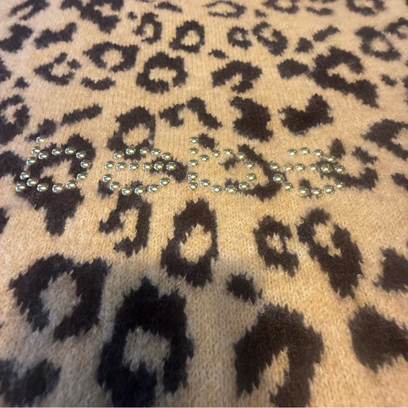NWT bebe Women's Leopard Cowl Neck Sweater - Cream and Brown Size Large - Picture 5 of 10